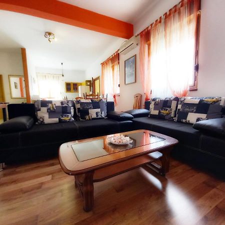 Vila House Oliva, Sveti Kirin Svetvinčenat Exteriér fotografie