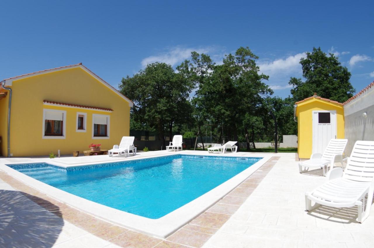 Vila House Oliva, Sveti Kirin Svetvinčenat Exteriér fotografie